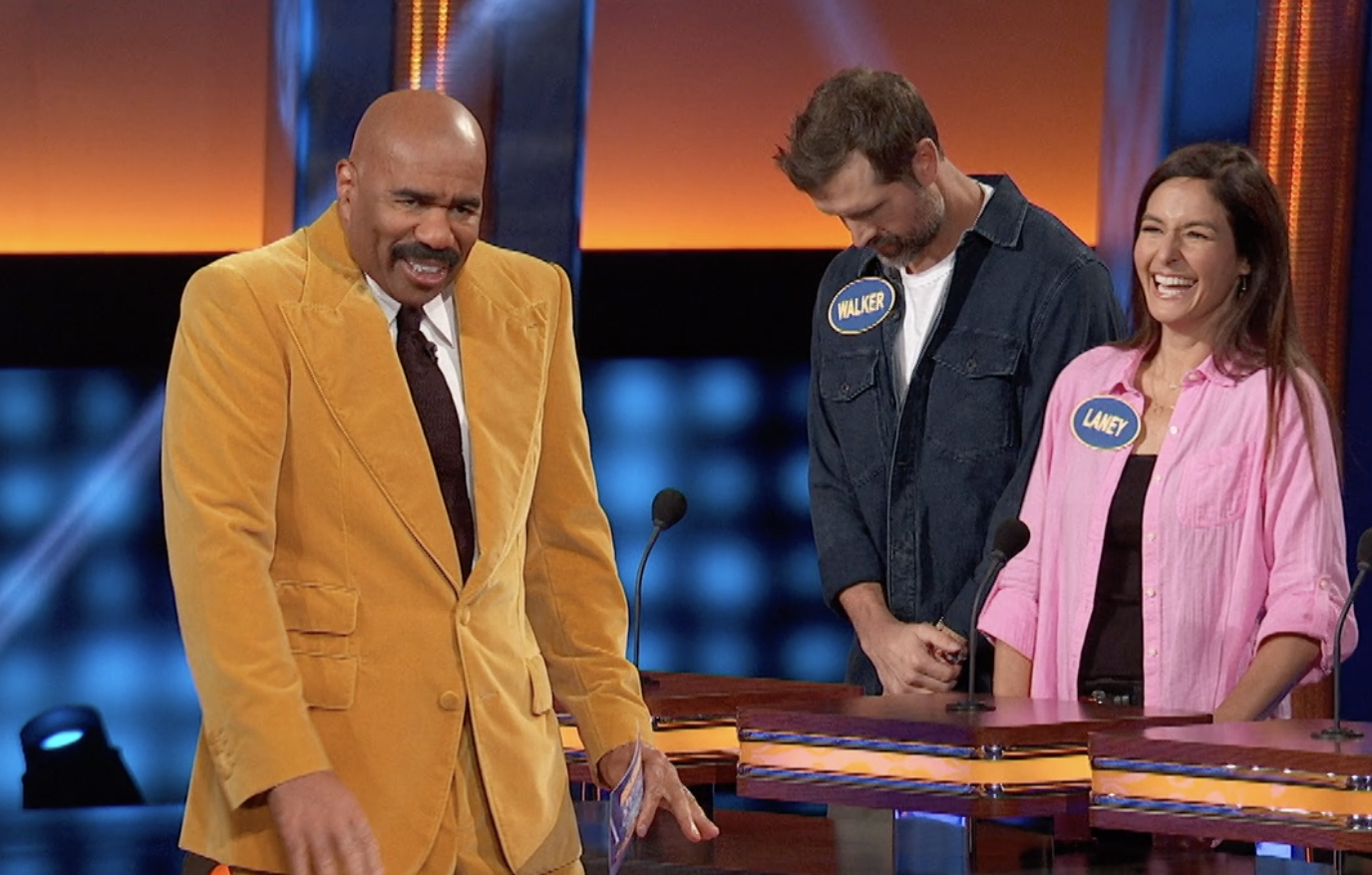 'Celebrity Family Feud' Exclusive Preview: Steve Harvey And Team Walker Hayes Answer This Question About Him